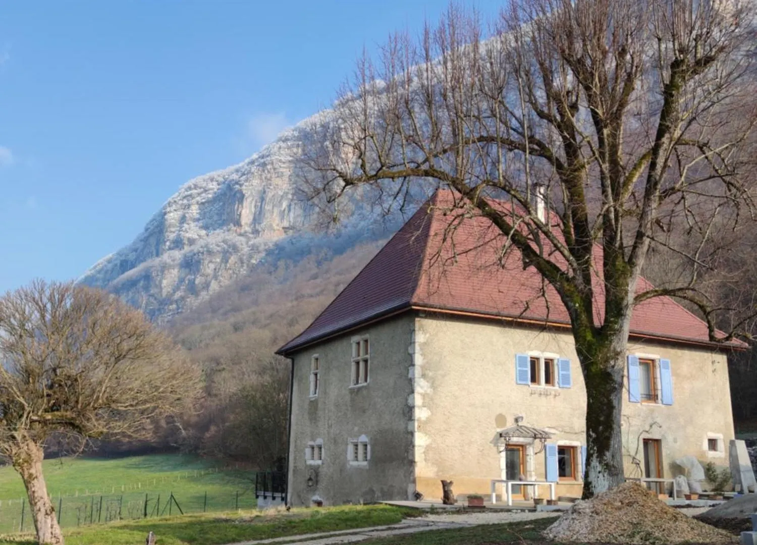 La Maison De Rochebois, Chambres Et Table D'Hotes, Savoie, France Champagneux